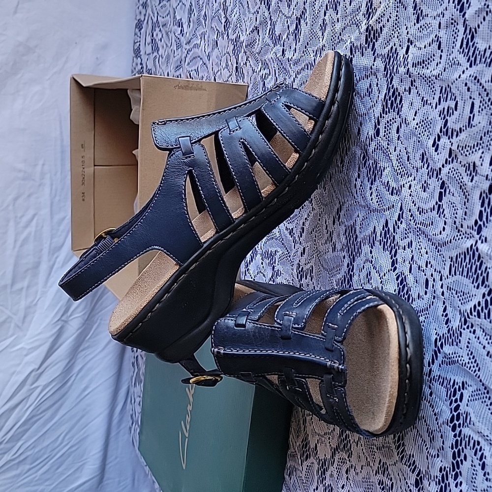 Clarks, 8w, Navy